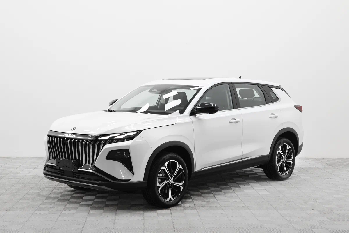 Dongfeng Huge купить по цене от 2 392 000