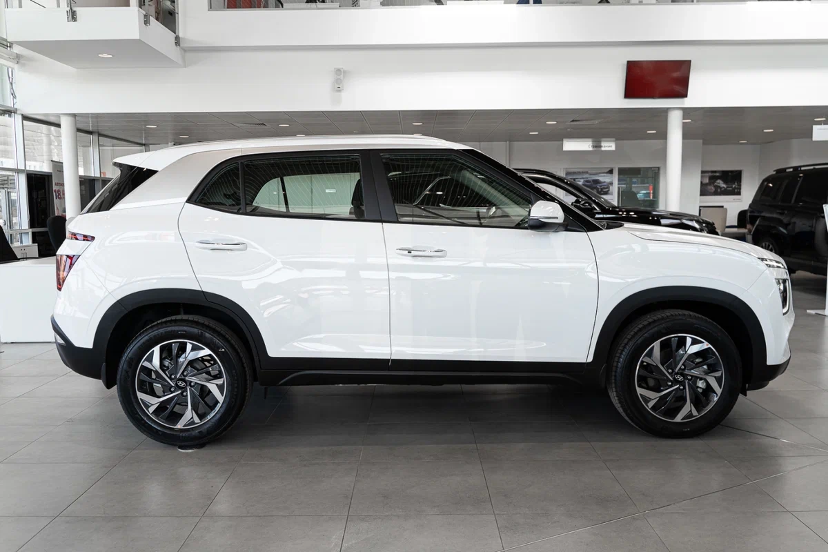 Солярис ХЦ с салона по цене от 1 583 200